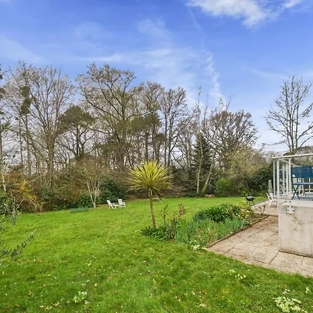 Maison Avec Jardin Pour 8 Adultes Et 2 Enfants