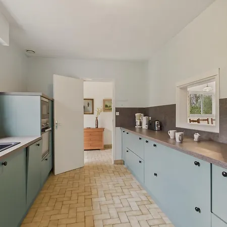 Holiday home Maison Avec Jardin Pour 8 Adultes Et 2 Enfants *